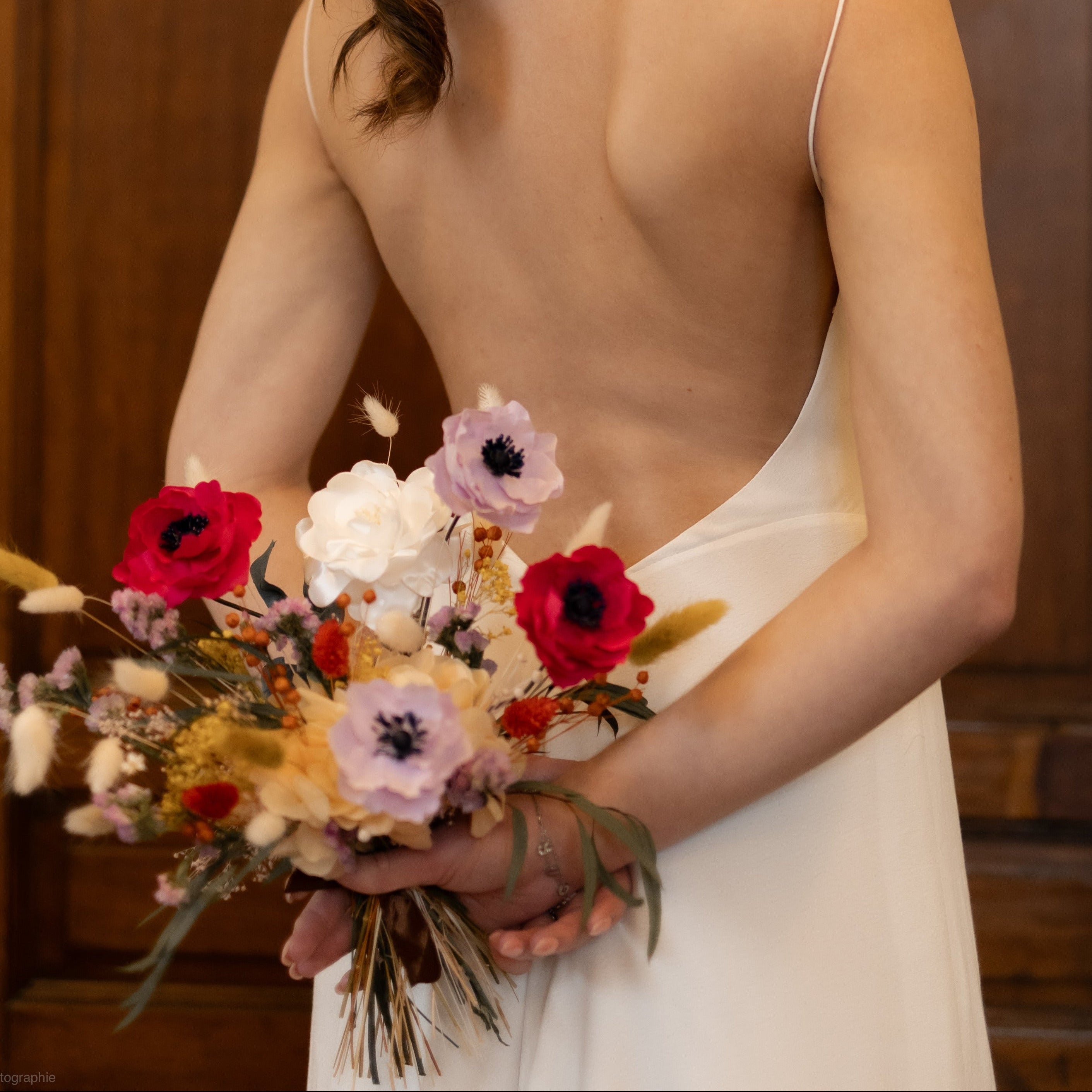 Bouquet fleurs stabilisées et fleurs en tissu