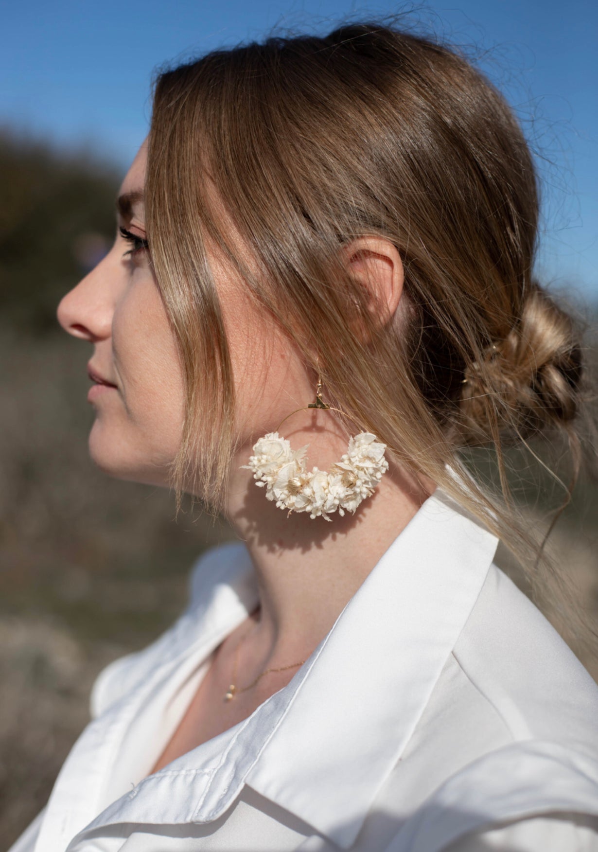 Boucles d’oreilles en fleurs stabilisées et tissu